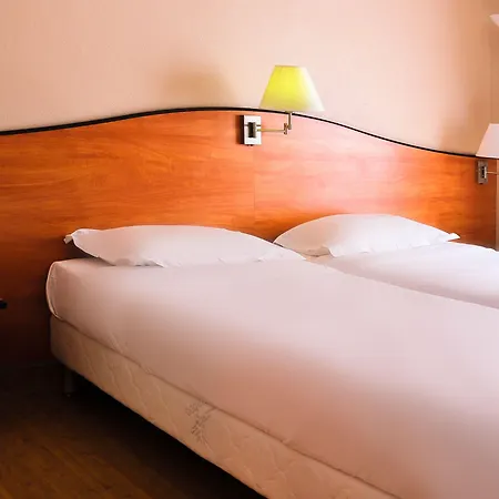 Eden Montmartre Hotel 3*