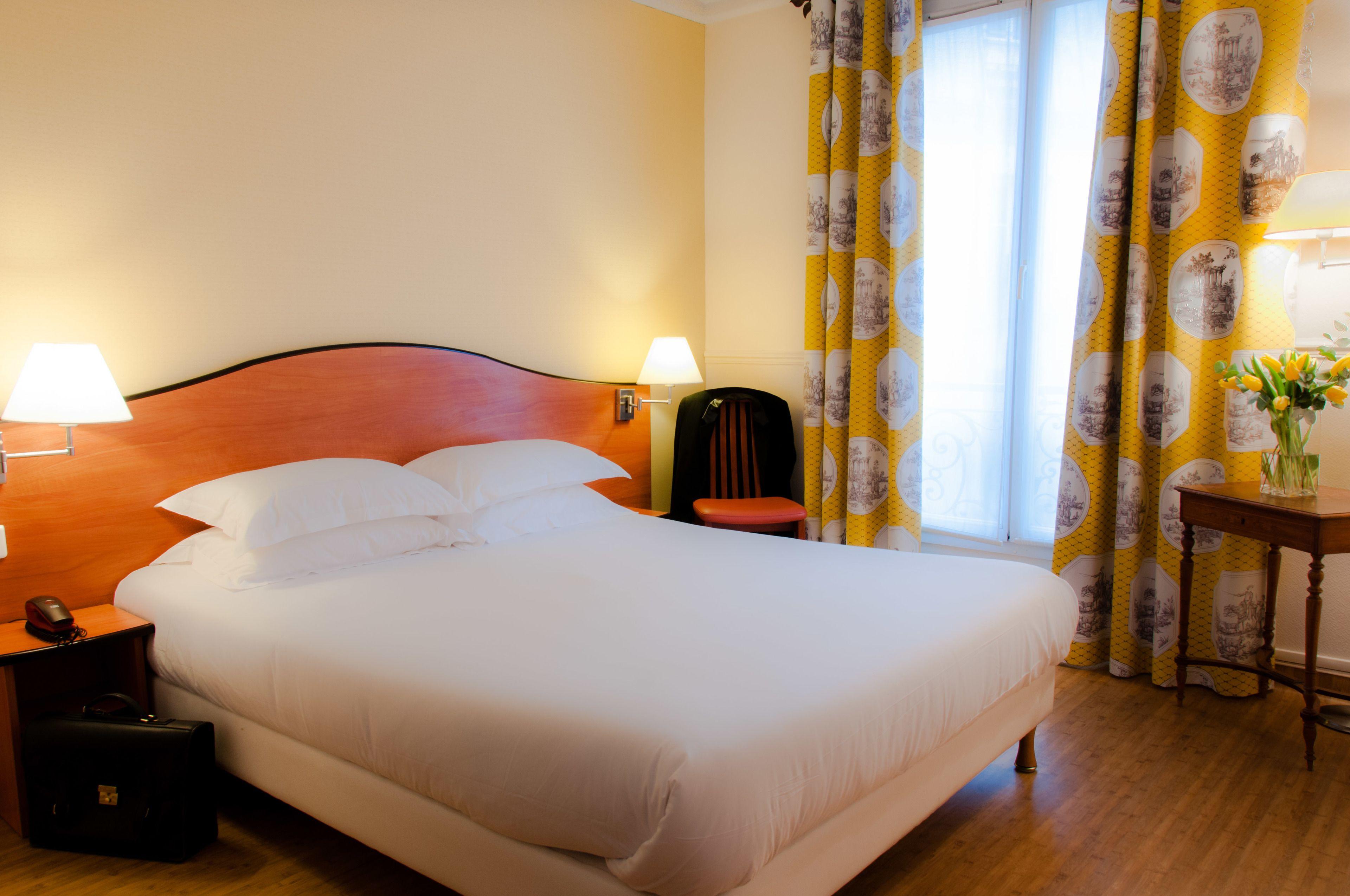 Hotel Eden Montmartre Parigi