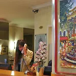 Hotel Eden Montmartre