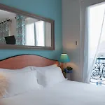 Eden Montmartre Hotel 3*