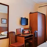 Hotel Eden Montmartre 3*